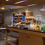 Hotel Express Lisbon Airport By Ihg Portela (Loures)