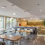 Express Lisbon Airport By Ihg Portela (Loures)
