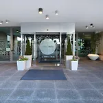 Hotel Express Lisbon Airport By Ihg 3*