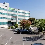 Hotel Express Lisbon Airport By Ihg Portela (Loures)