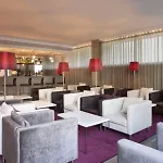 Hotel Express Lisbon Airport By Ihg Portela (Loures)
