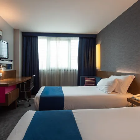 Express Lisbon Airport By Ihg Hotel