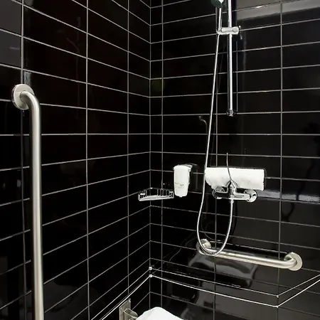 Express Lisbon Airport By Ihg Hotel