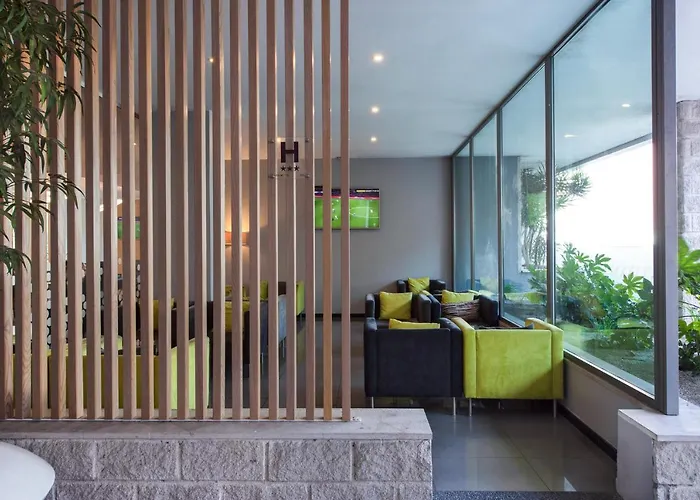 Hotel Express Lisbon Airport By Ihg 3*