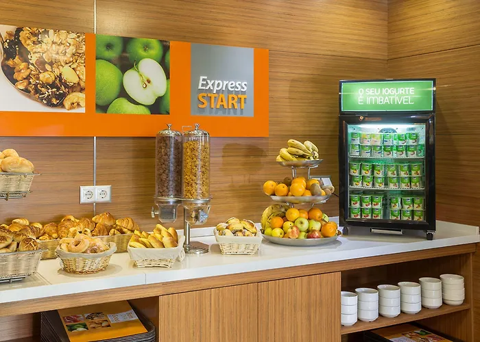 Express Lisbon Airport By Ihg