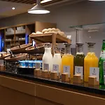Express Lisbon Airport By Ihg