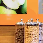 מלון Express Lisbon Airport By Ihg Portela (Loures)