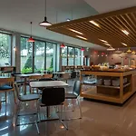 Express Lisbon Airport By Ihg מלון Portela (Loures)