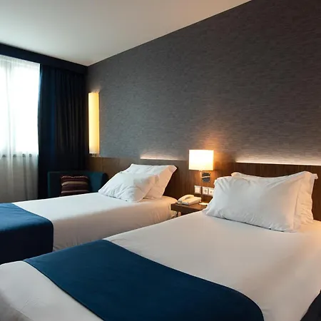 Express Lisbon Airport By Ihg Hotell