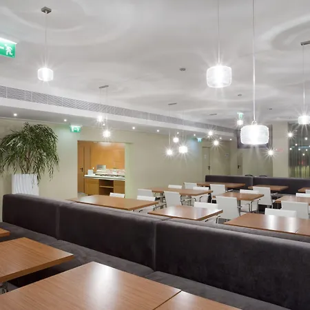 Express Lisbon Airport By Ihg 3* Portela (Loures)