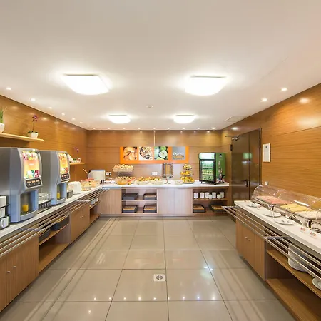 Express Lisbon Airport By Ihg Hotell