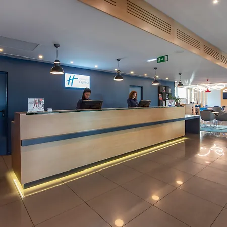 Express Lisbon Airport By Ihg Hotell 3*