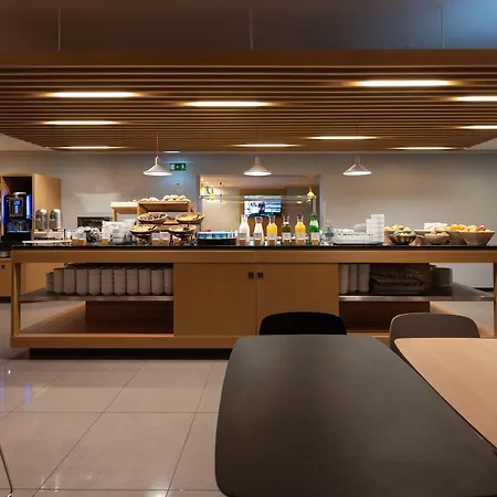 Express Lisbon Airport By Ihg 3* Portela (Loures)