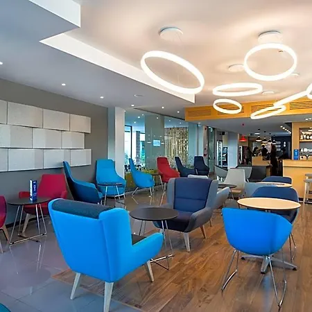 Express Lisbon Airport By Ihg فندق