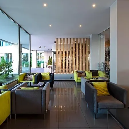Express Lisbon Airport By Ihg 3*