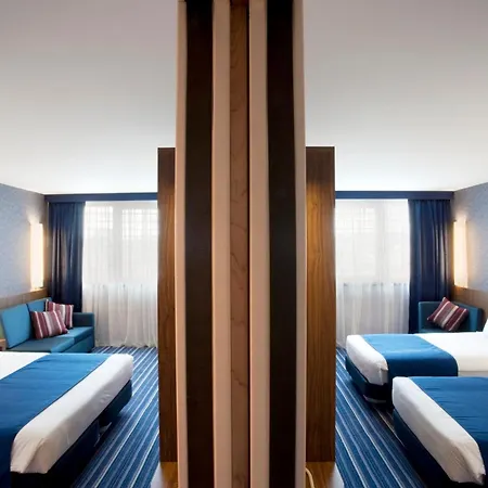 Express Lisbon Airport By Ihg