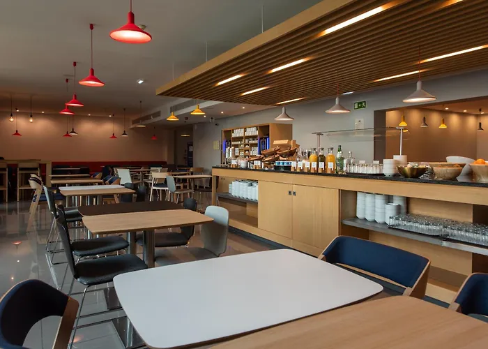 Express Lisbon Airport By Ihg Portela (Loures)