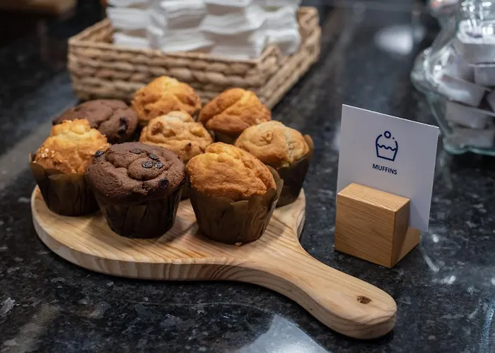 Отель Express Lisbon Airport By Ihg 3*