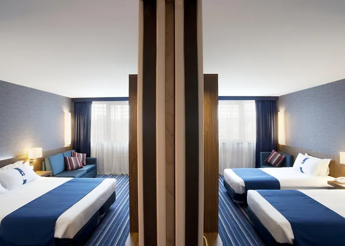 Отель Express Lisbon Airport By Ihg Portela (Loures)