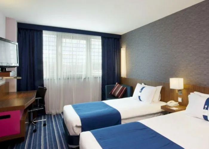 Express Lisbon Airport By Ihg