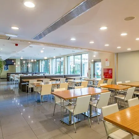 מלון Express Lisbon Airport By Ihg 3*