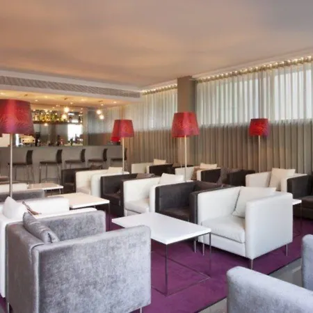 מלון Express Lisbon Airport By Ihg Portela (Loures)