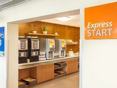 מלון Express Lisbon Airport By Ihg